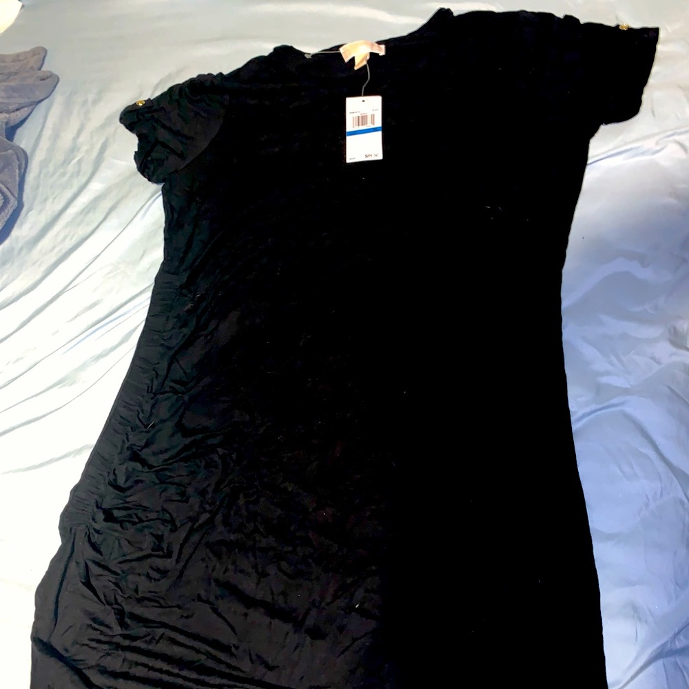 Women’s black short sleeve tunic/short dress